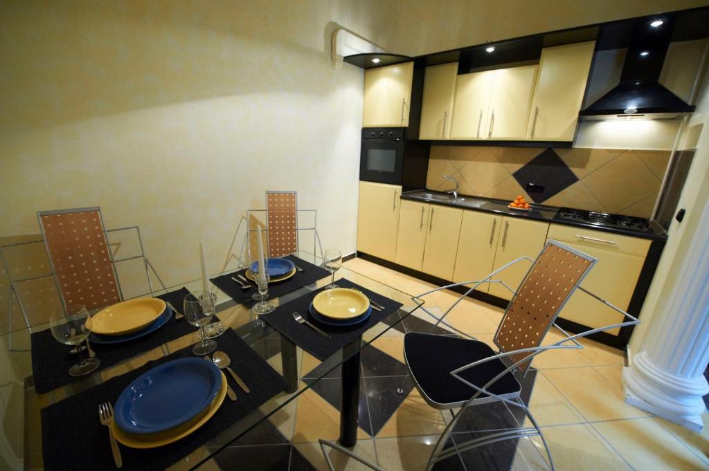 Pearl Apartment *